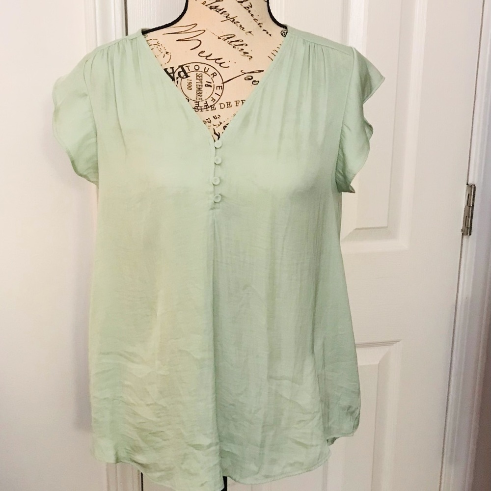 Madison d’ Ame’lie mint green ca sleeve top US S